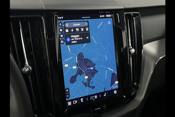 Volvo XC60 2.0 T6 Plug-in hybrid AWD Plus Dark Long range | Adapt. cruise | Open dak | Stuur-/stoelverwarming | Achteruitrij camera