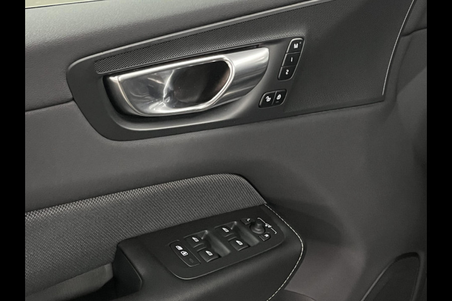 Volvo XC60 2.0 T6 Plug-in hybrid AWD Plus Dark Long range | Adapt. cruise | Open dak | Stuur-/stoelverwarming | Achteruitrij camera