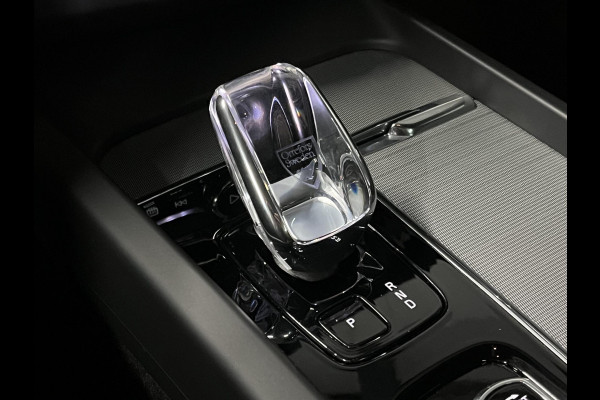Volvo XC60 2.0 T6 Plug-in hybrid AWD Plus Dark Long range | Adapt. cruise | Open dak | Stuur-/stoelverwarming | Achteruitrij camera