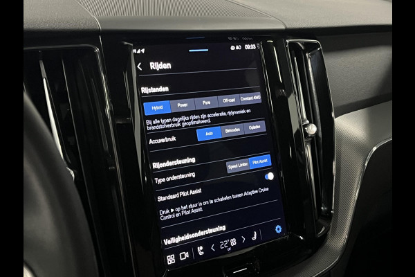 Volvo XC60 2.0 T6 Plug-in hybrid AWD Plus Dark Long range | Adapt. cruise | Open dak | Stuur-/stoelverwarming | Achteruitrij camera