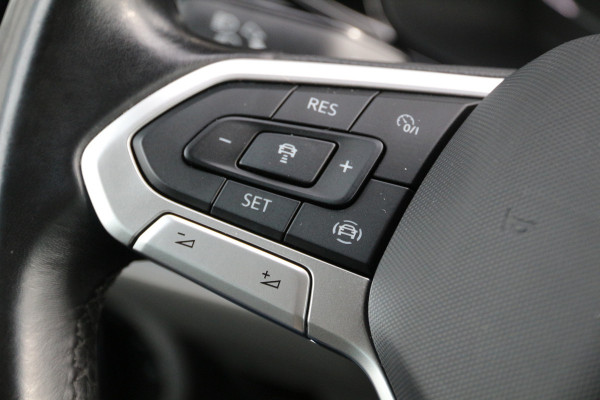 Volkswagen Transporter 2.0 TDI Bulli | Aut. | DC | 4Motion | 2x Schuifdeur | Navi | Clima..