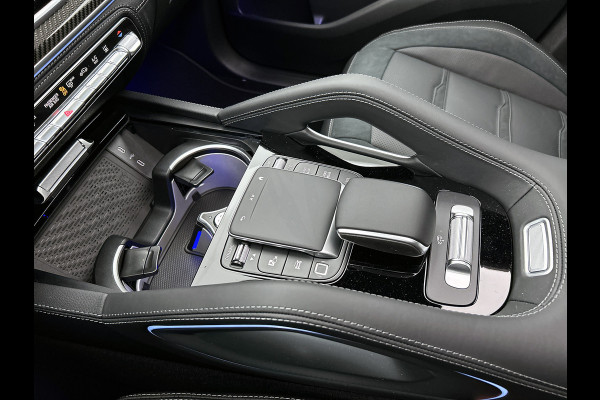 Mercedes-Benz GLE AMG 53 Hybrid 4MATIC+ Night Edition Premium Plus | Remklauwen Rood | Winterpakket | Sierelementen AMG carbon | Magic Vision Control | Trekhaak | 22 inch kruisspaaks AMG-velgen | Verlichte treeplanken |