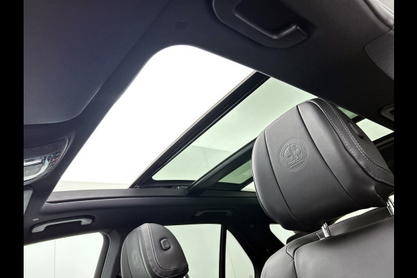 Mercedes-Benz GLE AMG 53 Hybrid 4MATIC+ Night Edition Premium Plus | Remklauwen Rood | Winterpakket | Sierelementen AMG carbon | Magic Vision Control | Trekhaak | 22 inch kruisspaaks AMG-velgen | Verlichte treeplanken |