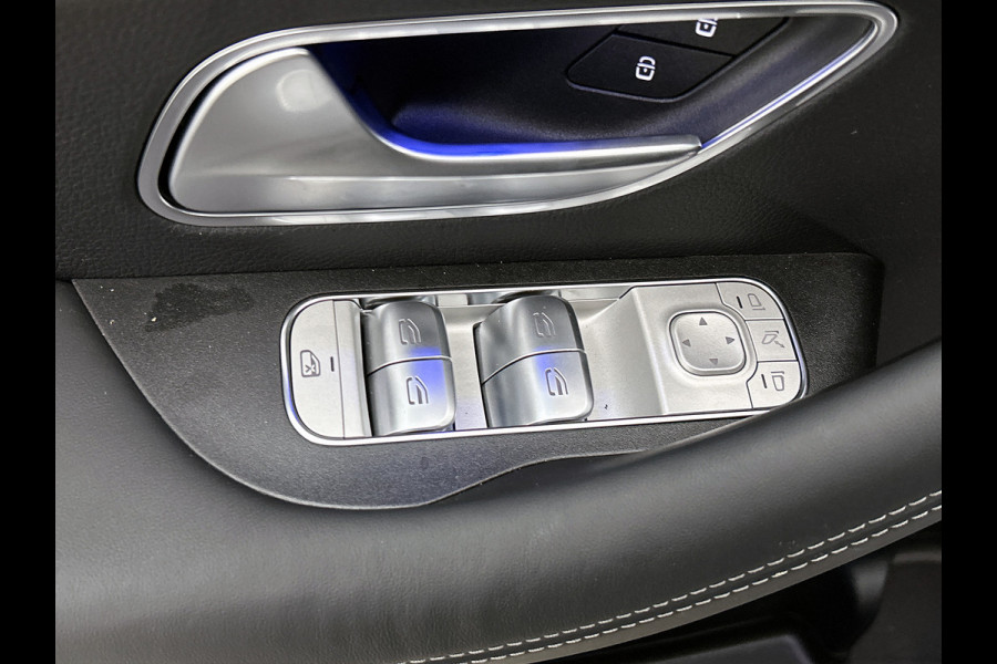 Mercedes-Benz GLE AMG 53 Hybrid 4MATIC+ Night Edition Premium Plus | Remklauwen Rood | Winterpakket | Sierelementen AMG carbon | Magic Vision Control | Trekhaak | 22 inch kruisspaaks AMG-velgen | Verlichte treeplanken |