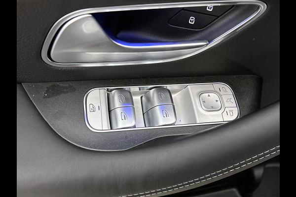 Mercedes-Benz GLE AMG 53 Hybrid 4MATIC+ Night Edition Premium Plus | Remklauwen Rood | Winterpakket | Sierelementen AMG carbon | Magic Vision Control | Trekhaak | 22 inch kruisspaaks AMG-velgen | Verlichte treeplanken |