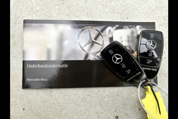 Mercedes-Benz GLE AMG 53 Hybrid 4MATIC+ Night Edition Premium Plus | Remklauwen Rood | Winterpakket | Sierelementen AMG carbon | Magic Vision Control | Trekhaak | 22 inch kruisspaaks AMG-velgen | Verlichte treeplanken |