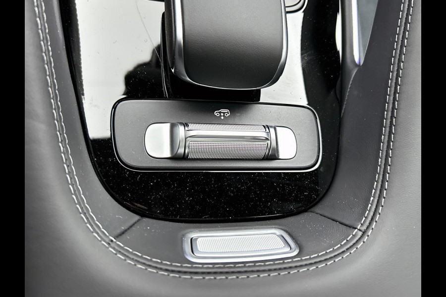 Mercedes-Benz GLE AMG 53 Hybrid 4MATIC+ Night Edition Premium Plus | Remklauwen Rood | Winterpakket | Sierelementen AMG carbon | Magic Vision Control | Trekhaak | 22 inch kruisspaaks AMG-velgen | Verlichte treeplanken |