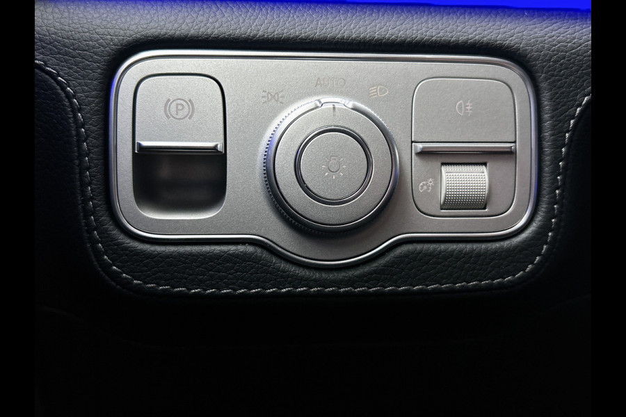 Mercedes-Benz GLE AMG 53 Hybrid 4MATIC+ Night Edition Premium Plus | Remklauwen Rood | Winterpakket | Sierelementen AMG carbon | Magic Vision Control | Trekhaak | 22 inch kruisspaaks AMG-velgen | Verlichte treeplanken |