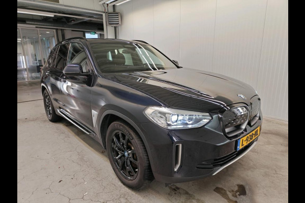 BMW iX3 Executive 80 kWh NL-AUTO SHADOW LINE | PANODAK | LEDER