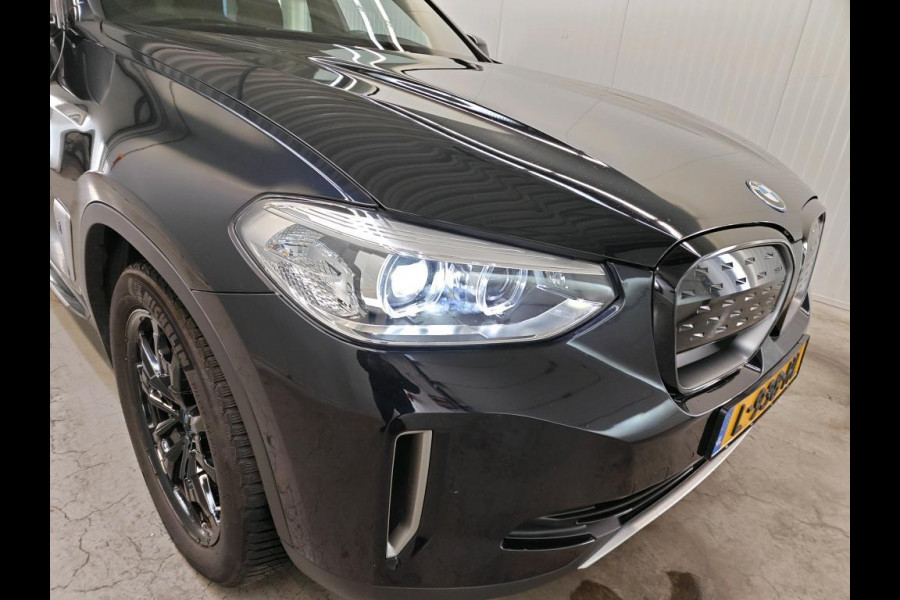 BMW iX3 Executive 80 kWh NL-AUTO SHADOW LINE | PANODAK | LEDER