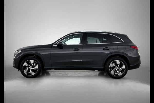 Mercedes-Benz GLC 300e 4MATIC Business Solution Luxury | Advanced pakket | Trekhaak | Sierdelen ruitlook zilvergrijs | Smartphone-integratie | Stoelverwarming | Sfeerverlichting | Warmtewerend, donkergetint glas |