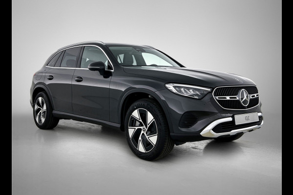 Mercedes-Benz GLC 300e 4MATIC Business Solution Luxury | Advanced pakket | Trekhaak | Sierdelen ruitlook zilvergrijs | Smartphone-integratie | Stoelverwarming | Sfeerverlichting | Warmtewerend, donkergetint glas |