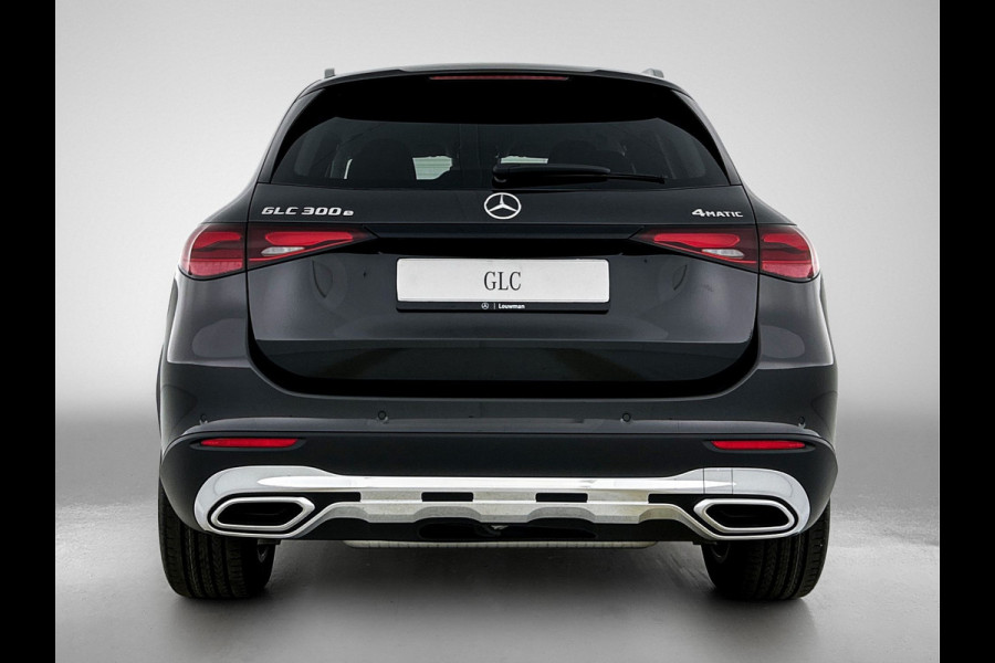 Mercedes-Benz GLC 300e 4MATIC Business Solution Luxury | Advanced pakket | Trekhaak | Sierdelen ruitlook zilvergrijs | Smartphone-integratie | Stoelverwarming | Sfeerverlichting | Warmtewerend, donkergetint glas |
