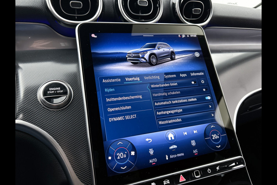 Mercedes-Benz GLC 300e 4MATIC Business Solution Luxury | Advanced pakket | Trekhaak | Sierdelen ruitlook zilvergrijs | Smartphone-integratie | Stoelverwarming | Sfeerverlichting | Warmtewerend, donkergetint glas |