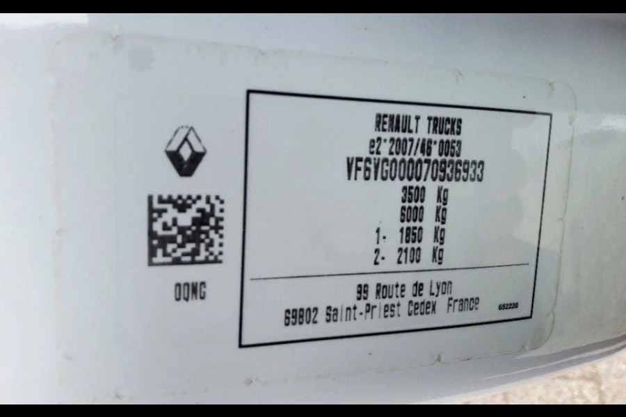 Renault Master 165.35 - V-28-PHD - OPBOUW + LAADKLEP 750 KG. - EURO 6