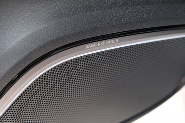 Audi A3 Limousine 35 TFSI CoD Advance Sport 2x S-Line Automaat - N.A.P. Airco, Cruise, PDC.