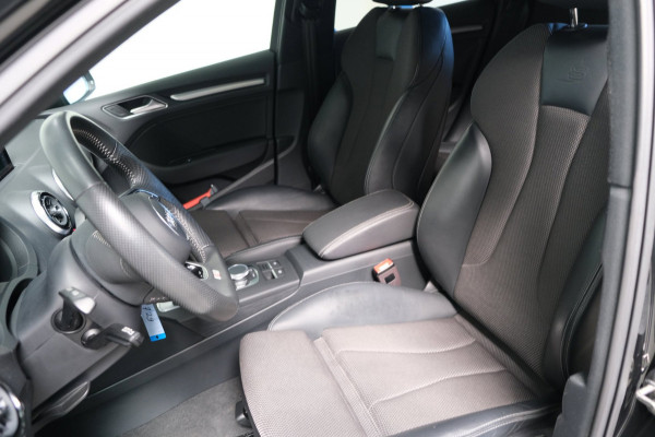Audi A3 Limousine 35 TFSI CoD Advance Sport 2x S-Line Automaat - N.A.P. Airco, Cruise, PDC.