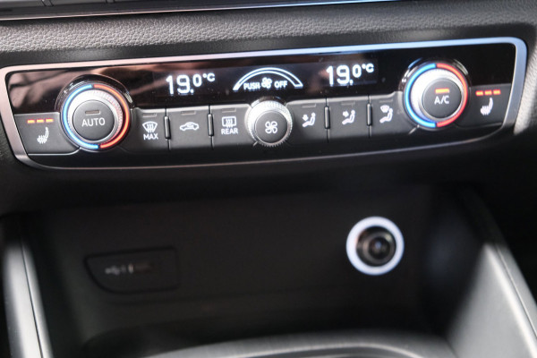Audi A3 Limousine 35 TFSI CoD Advance Sport 2x S-Line Automaat - N.A.P. Airco, Cruise, PDC.