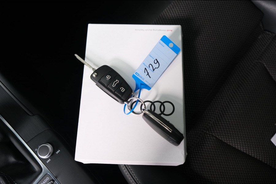 Audi A3 Limousine 35 TFSI CoD Advance Sport 2x S-Line Automaat - N.A.P. Airco, Cruise, PDC.