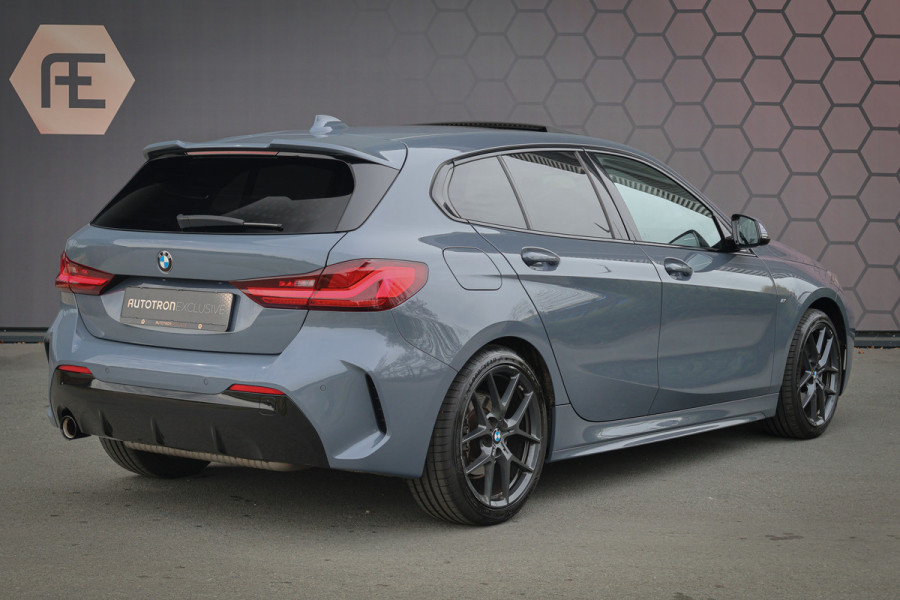 BMW 1-serie 118i High Executive M-Sport | HARMAN & KARDON | PANORAMADAK | SPORTSTOELEN VOLLEDER INTERIEUR | STOELVERWARMING | SFEERVERLICHTING | CRUISE CONTROL |