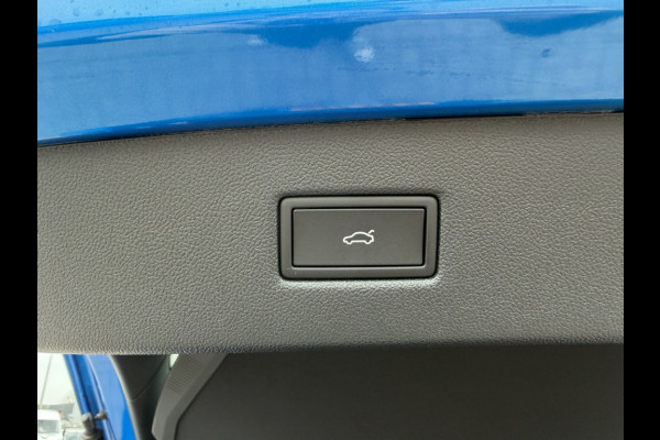 Ford Capri Premium Extanded Range RWD 77 kWh DRIVERPACK! WARMTEPOMP! WINTER