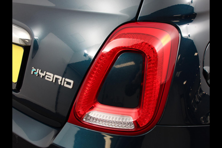 Fiat 500C 1.0 Hybrid Vita Cabrio Airco LED Parkeersensoren achter Cruise control Radio Apple Carplay/ Android Auto