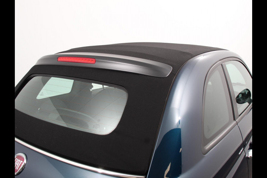Fiat 500C 1.0 Hybrid Vita Cabrio Airco LED Parkeersensoren achter Cruise control Radio Apple Carplay/ Android Auto