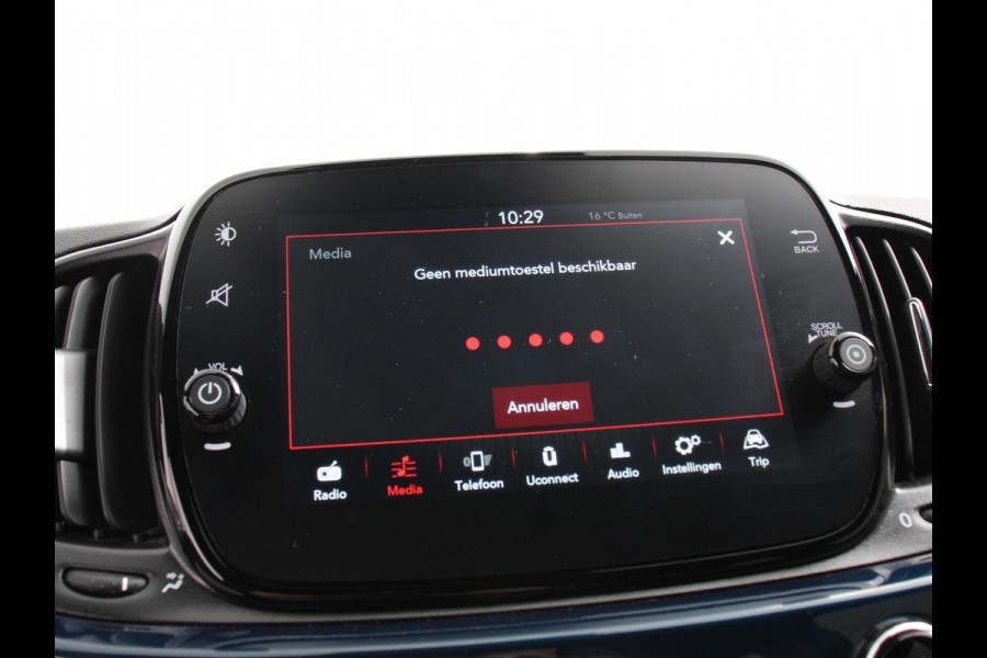 Fiat 500C 1.0 Hybrid Vita Cabrio Airco LED Parkeersensoren achter Cruise control Radio Apple Carplay/ Android Auto