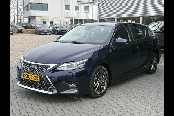 Lexus CT 200h Ultimate Edition 136pk | Achteruitrijcamera | Climate Control | Xenon | PDC |