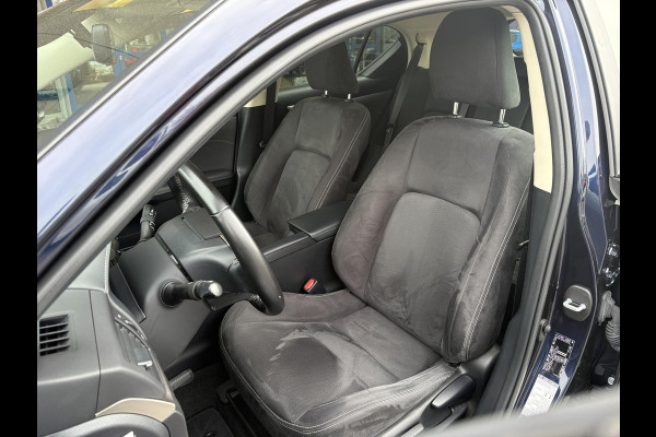 Lexus CT 200h Ultimate Edition 136pk | Achteruitrijcamera | Climate Control | Xenon | PDC |