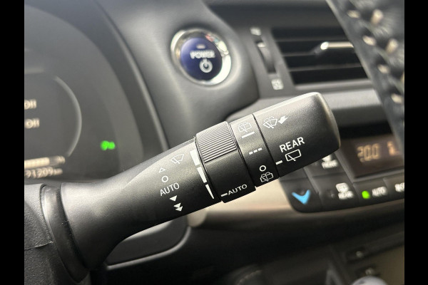 Lexus CT 200h Ultimate Edition 136pk | Achteruitrijcamera | Climate Control | Xenon | PDC |