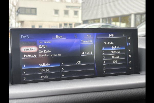 Lexus CT 200h Ultimate Edition 136pk | Achteruitrijcamera | Climate Control | Xenon | PDC |