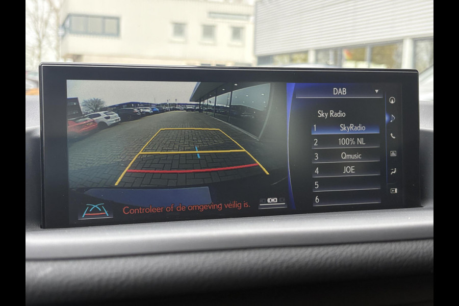 Lexus CT 200h Ultimate Edition 136pk | Achteruitrijcamera | Climate Control | Xenon | PDC |