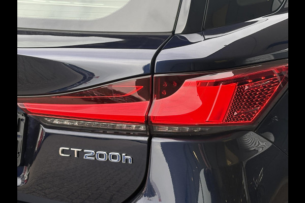 Lexus CT 200h Ultimate Edition 136pk | Achteruitrijcamera | Climate Control | Xenon | PDC |