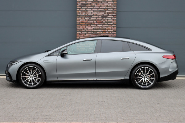 Mercedes-Benz EQS 450+ AMG Line Premium 108 kWh | Luchtvering | Achterasbesturing | Distronic+ | Trekhaak | HUD | Verwarmd Stuurwiel | Memory | Digital Light | Burmester | Stoelverwarming |