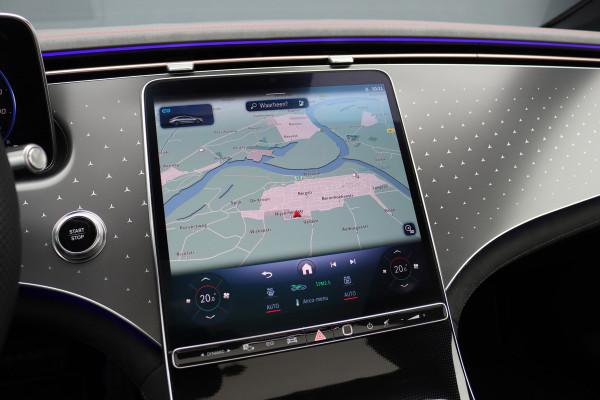 Mercedes-Benz EQS 450+ AMG Line Premium 108 kWh | Luchtvering | Achterasbesturing | Distronic+ | Trekhaak | HUD | Verwarmd Stuurwiel | Memory | Digital Light | Burmester | Stoelverwarming |