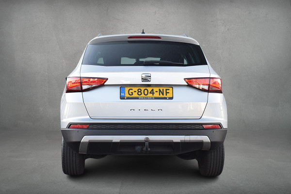 Seat Ateca 1.0 EcoTSI Style Business Intense | Trekhaak | Apple CarPlay | Camera | Climate