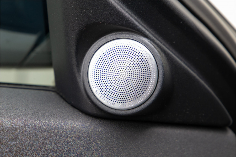 Land Rover Range Rover Evoque 1.5 P300e AWD R-Dynamic SE, Meridian, Trekhaak, Leder, 2020