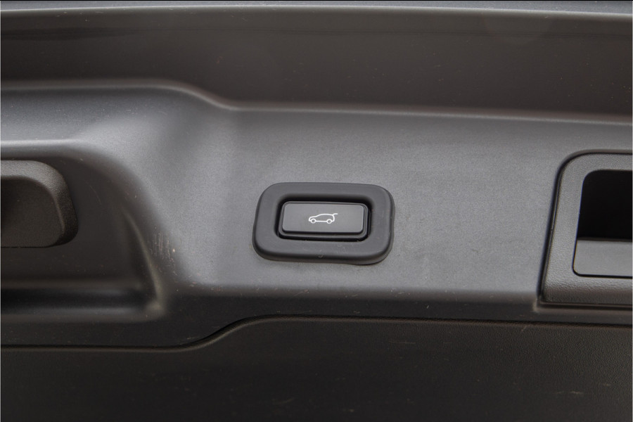 Land Rover Range Rover Evoque 1.5 P300e AWD R-Dynamic SE, Meridian, Trekhaak, Leder, 2020