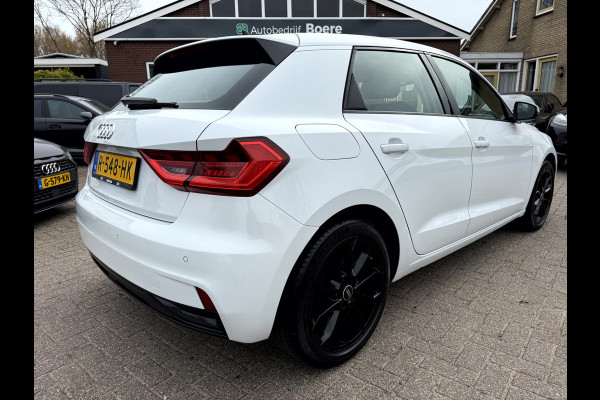 Audi A1 Sportback 25 TFSI Advanced edition 17''Lmv, Stoelverwarming, App Connect