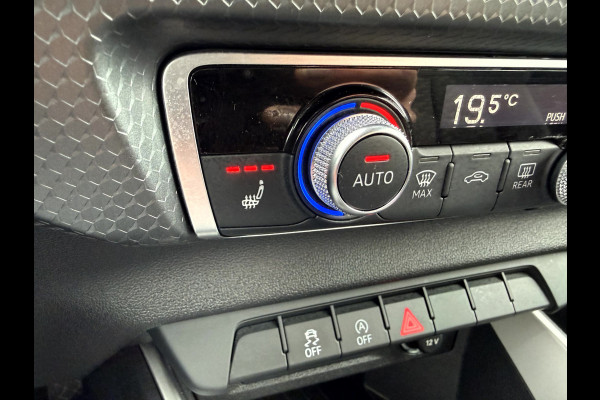 Audi A1 Sportback 25 TFSI Advanced edition 17''Lmv, Stoelverwarming, App Connect