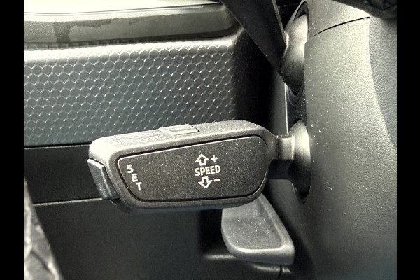 Audi A1 Sportback 25 TFSI Advanced edition 17''Lmv, Stoelverwarming, App Connect