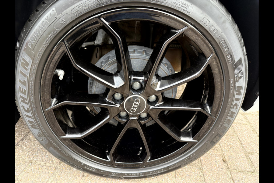 Audi A1 Sportback 25 TFSI Advanced edition 17''Lmv, Stoelverwarming, App Connect