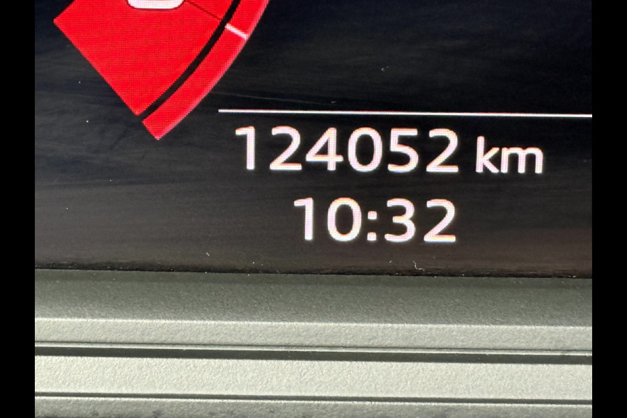 Audi A1 Sportback 25 TFSI Advanced edition 17''Lmv, Stoelverwarming, App Connect