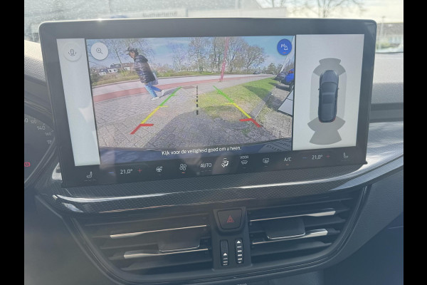 Ford FOCUS Wagon 1.0 EcoBoost Hybrid ST Line | SCI | 125pk Adaptieve Cruise Control | Winter Pack | 17 Inch velgen| BLIS | SYNC 4