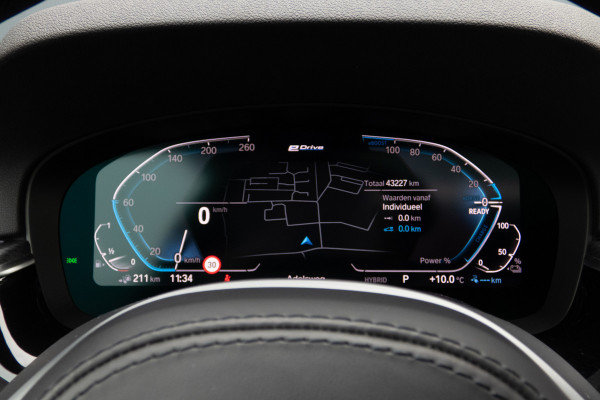 BMW 5 Serie 530e Business Edition Plus M-PERFORMANCE | M-PAKKET | PANO | ACC | CAMERA | ELEKTRISCH VERSTELBARE VOORSTOELEN