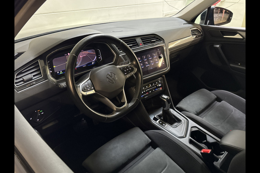 Volkswagen Tiguan E-HYBRID 245PK DSG LIFE NAVI/VIRTUAL/TREKHAAK