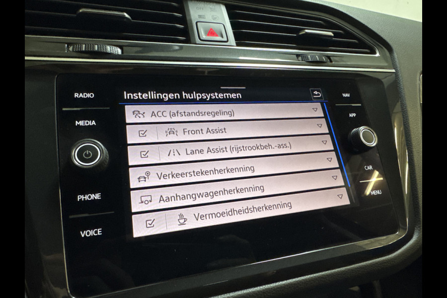 Volkswagen Tiguan E-HYBRID 245PK DSG LIFE NAVI/VIRTUAL/TREKHAAK