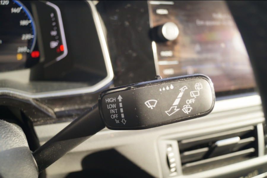 Volkswagen Taigo 1.0 TSI 110pk R-Line Business -NAVI-ECC-CAM-DIGI-