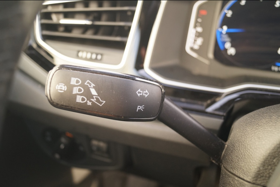 Volkswagen Taigo 1.0 TSI 110pk R-Line Business -NAVI-ECC-CAM-DIGI-